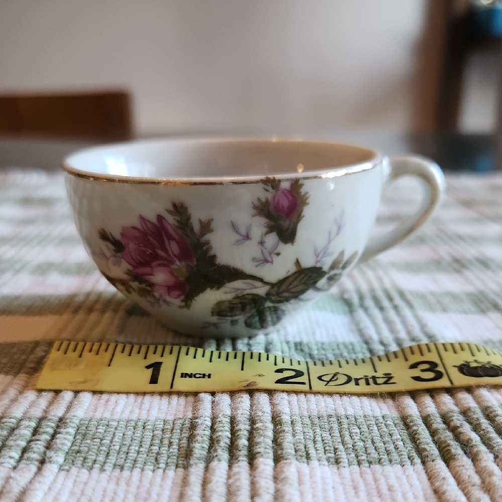 Floral Teacup with Gold Trim Rose Pattern GRT12 By Grantcrest Miniature